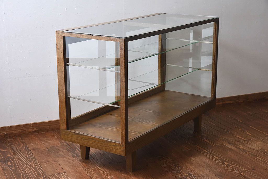 レトロ家具　昭和レトロ　5面ガラス!ナラ材　木味が魅力的なガラスショーケース(飾り棚、陳列棚)