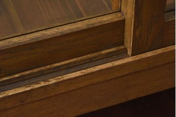 レトロ家具　昭和レトロ　5面ガラス!ナラ材　木味が魅力的なガラスショーケース(飾り棚、陳列棚)