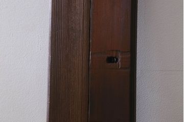 和製アンティーク　腰板ケヤキ材　味わいのある木味のガラス戸(引き戸)4枚組