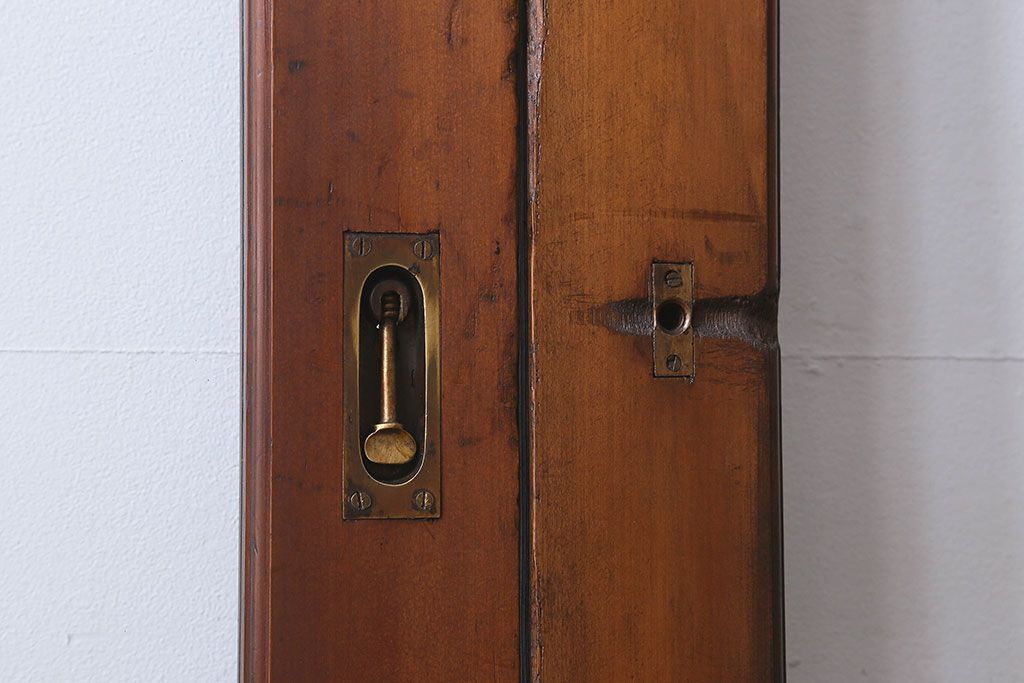 和製アンティーク　腰板ケヤキ材　味わいのある木味のガラス戸(引き戸)4枚組