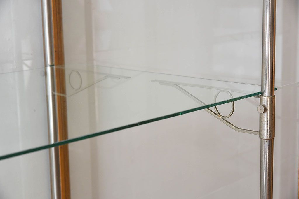 レトロ家具　昭和レトロ　大型　ナラ材　温かみのある雰囲気のガラスショーケース(飾り棚、陳列棚)