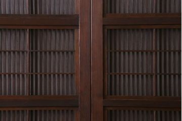 【I様ご成約済み】和製アンティーク　細かな格子のデザインが美しい裏障子付き格子戸(建具、引き戸)4枚セット