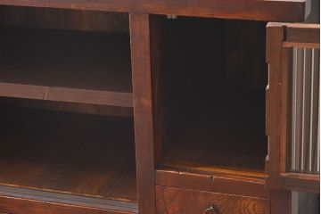 レトロ家具　和製アンティーク　レトロガラス入り!小振りな収納棚(戸棚、食器棚)