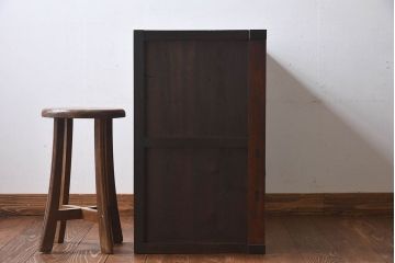レトロ家具　和製アンティーク　レトロガラス入り!小振りな収納棚(戸棚、食器棚)