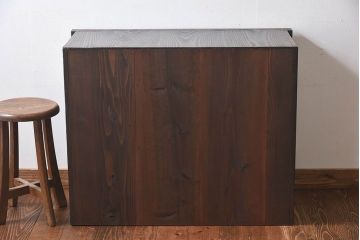 レトロ家具　和製アンティーク　レトロガラス入り!小振りな収納棚(戸棚、食器棚)