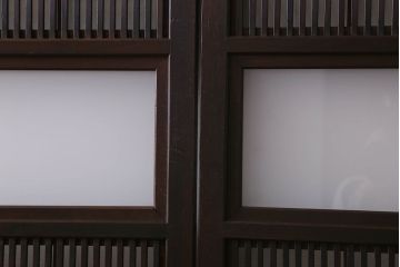 【I様ご成約済み】和製アンティーク　古い木の裏障子付き格子戸(引き戸、建具)4枚セット
