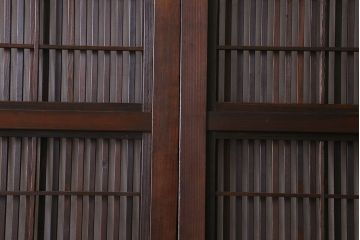 【I様ご成約済み】和製アンティーク　古い木の裏障子付き格子戸(引き戸、建具)4枚セット