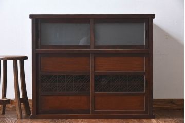 アンティーク家具　和製アンティーク　美しい組子が素敵な収納棚(戸棚、食器棚)