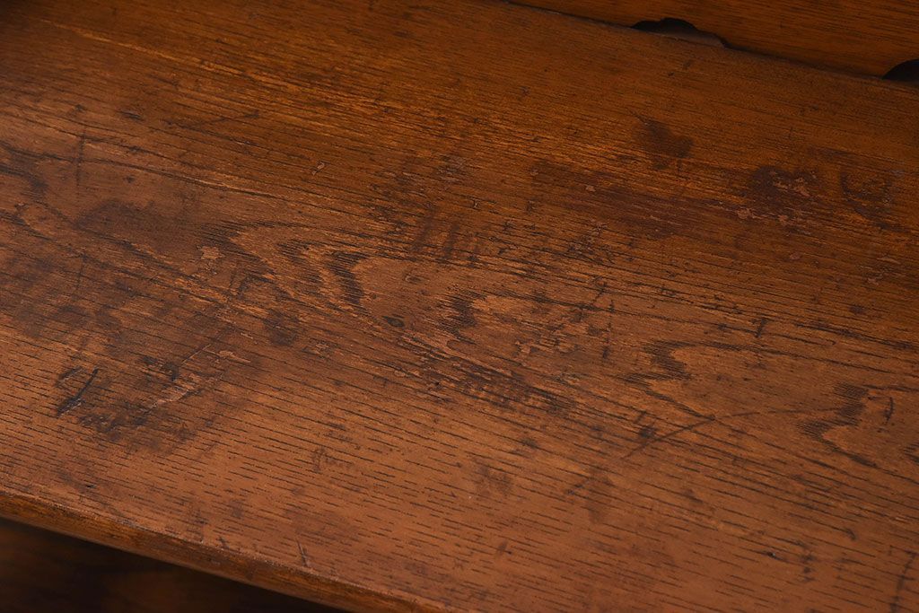 アンティーク家具　和製アンティーク　お洒落な透かし彫り入りブックケース(本棚、飾り棚、陳列棚)