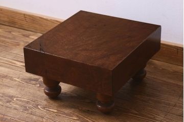 アンティーク雑貨　和製アンティーク　玉杢が美しいケヤキ材の将棋盤(花台、飾り台)