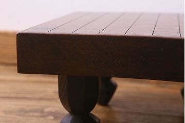 アンティーク雑貨　和製アンティーク　ケヤキ材　味わい深い風合いの将棋盤(花台、飾り台)