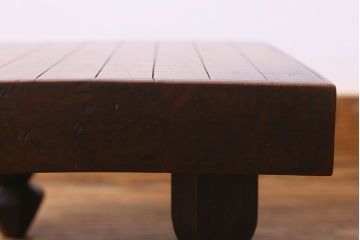 アンティーク雑貨　和製アンティーク　ケヤキ材　味わい深い風合いの将棋盤(花台、飾り台)