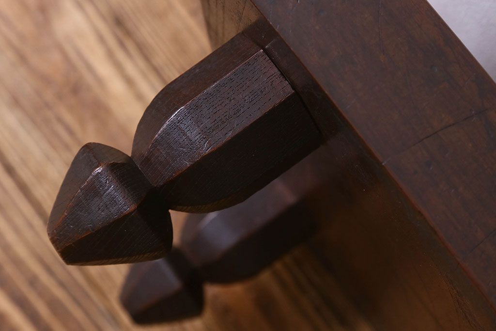 アンティーク雑貨　和製アンティーク　ケヤキ材　味わい深い風合いの将棋盤(花台、飾り台)