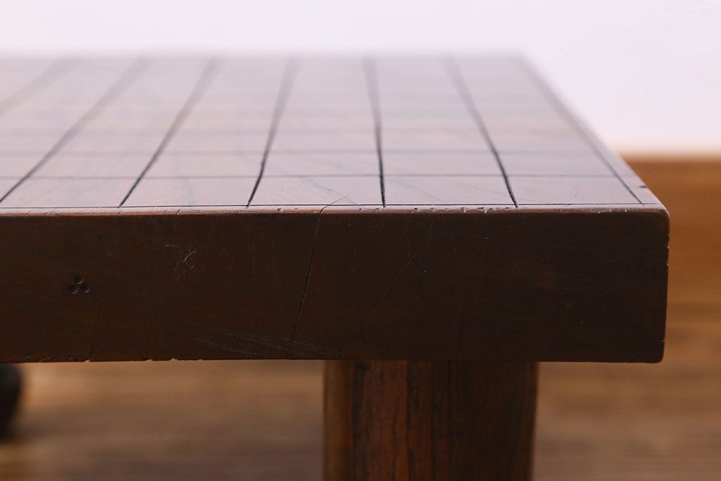 アンティーク雑貨　和製アンティーク　ケヤキ材　味わい深い風合いの将棋盤(花台、飾り台)(1)