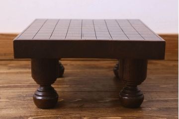 アンティーク雑貨　和製アンティーク　ケヤキ材　味わい深い風合いの将棋盤(花台、飾り台)(1)