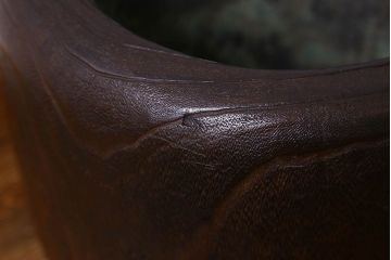 アンティーク雑貨　和製アンティーク　深みのある木味が魅力的な桐火鉢(丸火鉢、木製火鉢、鉢カバー)