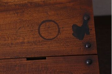 アンティーク雑貨　和製アンティーク　総ケヤキ材　小振りなサイズが魅力的な銭箱(銭函、小物収納)