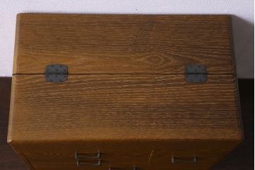 アンティーク雑貨　昭和レトロ　美品　木の色合いが魅力的な桑材の針箱(裁縫箱、収納箱、小引き出し)