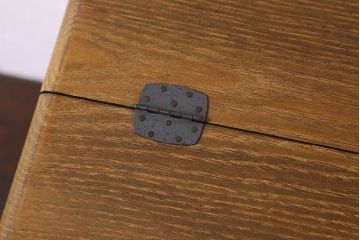 アンティーク雑貨　昭和レトロ　美品　木の色合いが魅力的な桑材の針箱(裁縫箱、収納箱、小引き出し)