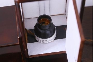 民芸照明　漆塗り　和の雰囲気を醸し出すデスクスタンド(卓上照明)
