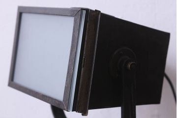 ビンテージ　レアもの　理研　味のある質感の暗室ランプ(デスクスタンド)