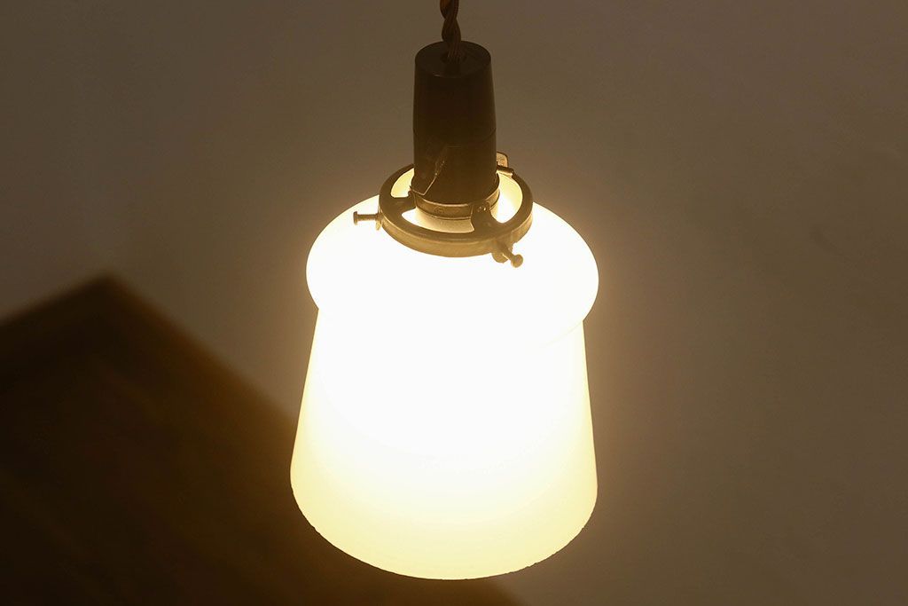 和製アンティーク　使い勝手のよいシンプルなデザインのペンダントライト(天井照明、シェード)