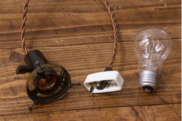 和製アンティーク　使い勝手のよいシンプルなデザインのペンダントライト(天井照明、シェード)