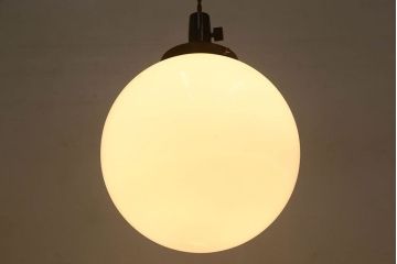 昭和レトロ　丸いフォルムが愛らしい天井照明