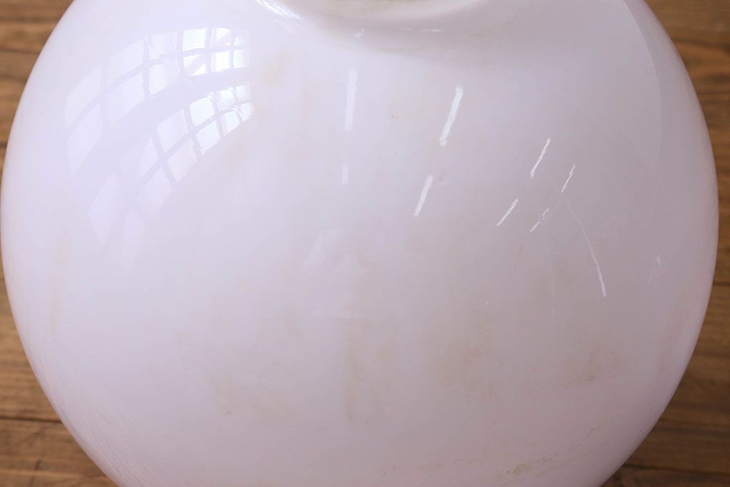 昭和レトロ　丸いフォルムが愛らしい天井照明