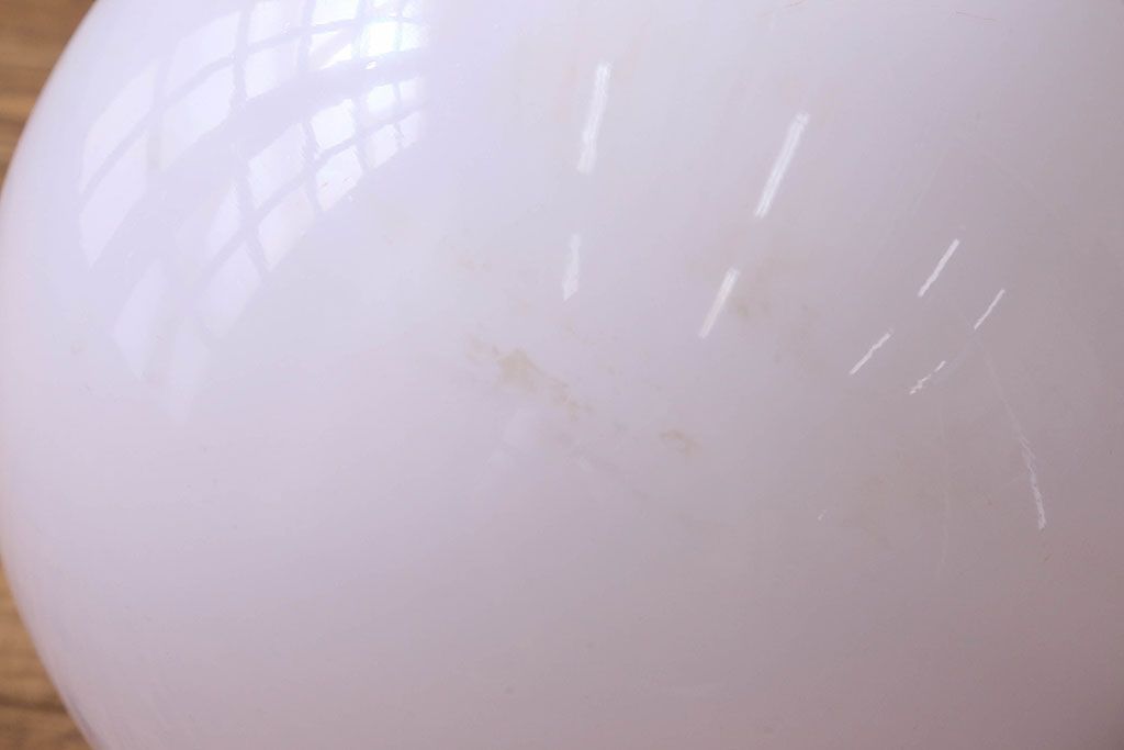 昭和レトロ　丸いフォルムが愛らしい天井照明