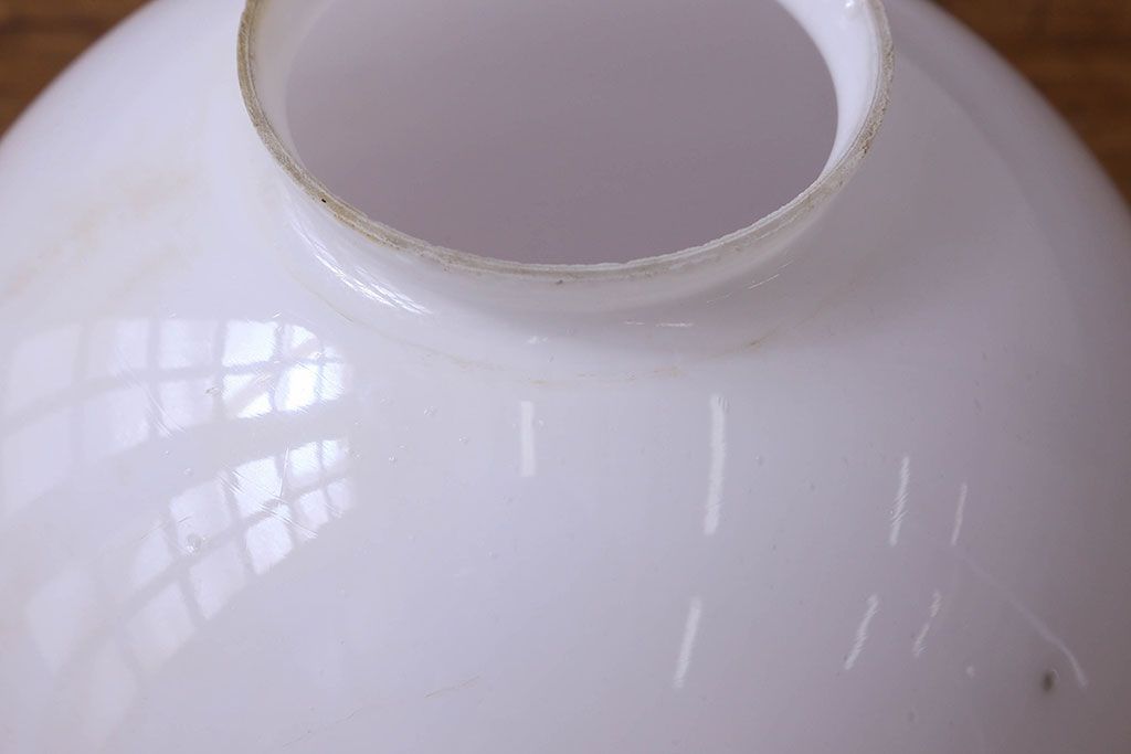 昭和レトロ　丸いフォルムが愛らしい天井照明