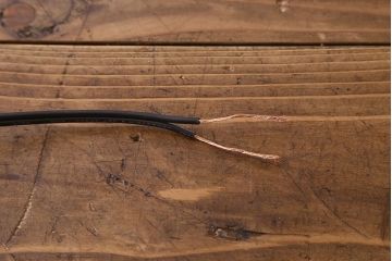 昭和レトロ　シャビーな質感が味のあるウォールランプ(壁掛け照明)