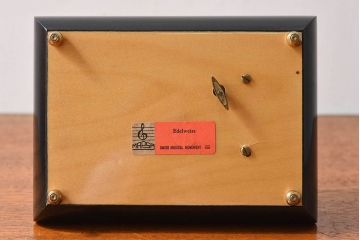 アンティーク雑貨　ビンテージ　イタリア製　MAPSA　上品な雰囲気漂う象嵌のオルゴール(ジュエリーケース)