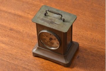 アンティーク雑貨　昭和初期　SEIKO(セイコー)　シックなデザインのゼンマイ式置時計
