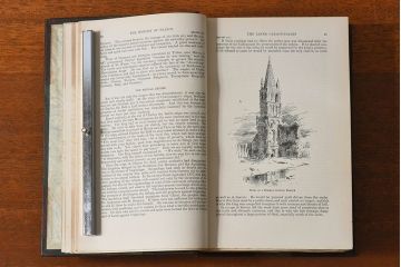 アンティーク雑貨　イギリスアンティーク　The Historians' History of the World　本(洋書、古書、英字本)2冊セット(1)