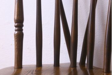 ヴィンテージ家具　ビンテージ　上品な佇まいのスティックバックチェア(椅子、ダイニングチェア)