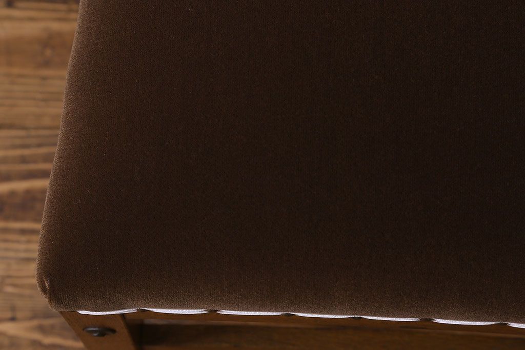 レトロ家具　昭和レトロ　ナラ材　シンプルなデザインのチェア(椅子、ダイニングチェア、ワークチェア)