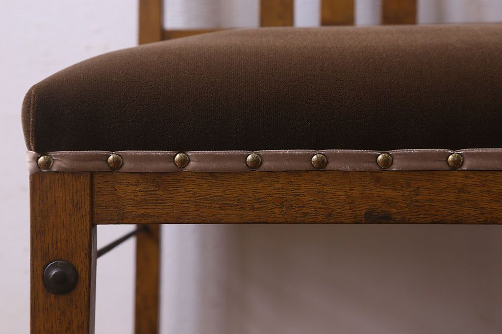 レトロ家具　昭和レトロ　ナラ材　シンプルなデザインのチェア(椅子、ダイニングチェア、ワークチェア)