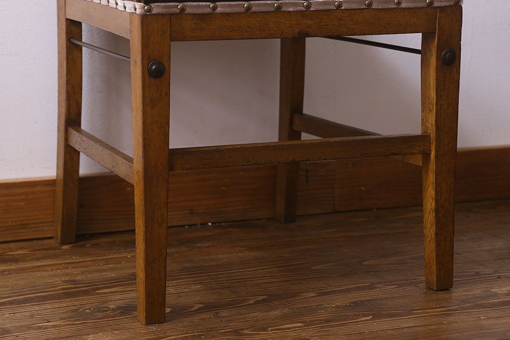 レトロ家具　昭和レトロ　ナラ材　シンプルなデザインのチェア(椅子、ダイニングチェア、ワークチェア)