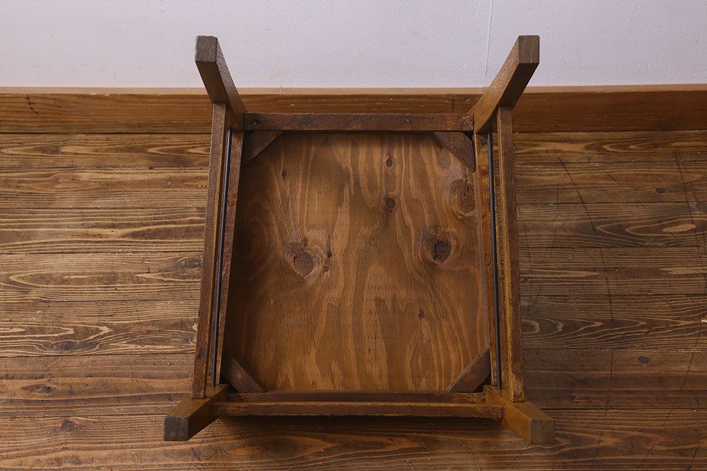 レトロ家具　昭和レトロ　ナラ材　シンプルなデザインのチェア(椅子、ダイニングチェア、ワークチェア)