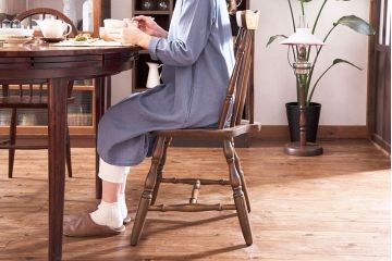 ヴィンテージ家具　ビンテージ　上品な佇まいのスティックバックチェア(椅子、ダイニングチェア)(3)