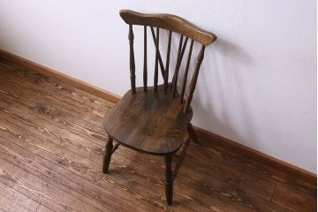 ヴィンテージ家具　ビンテージ　上品な佇まいのスティックバックチェア(椅子、ダイニングチェア)(3)