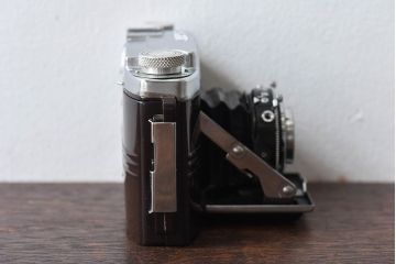 アンティーク雑貨　ビンテージ　小西六　konilette(コニレット)の蛇腹カメラ(ディスプレイ雑貨)