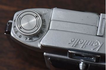 アンティーク雑貨　ビンテージ　小西六　konilette(コニレット)の蛇腹カメラ(ディスプレイ雑貨)