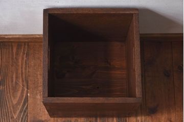 アンティーク雑貨　和製アンティーク　ナラ材　古い木味が魅力的なキャスター付きごみ箱(木箱)(3)