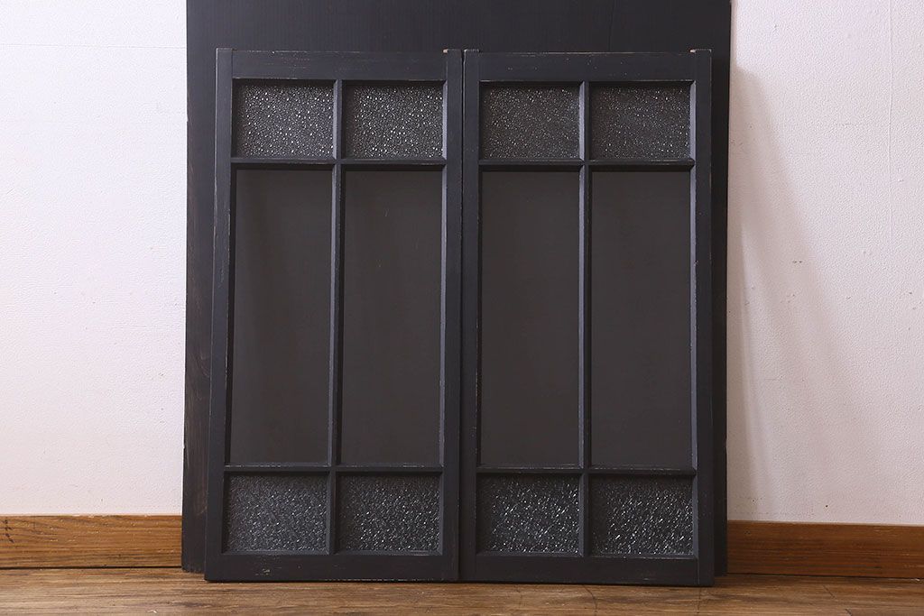 和製アンティーク　モダンな雰囲気漂うガラス戸(引き戸、建具)2枚組