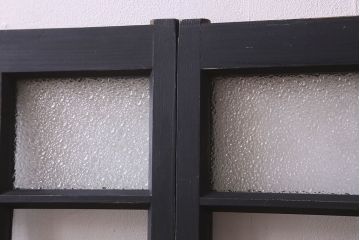 和製アンティーク　モダンな雰囲気漂うガラス戸(引き戸、建具)2枚組