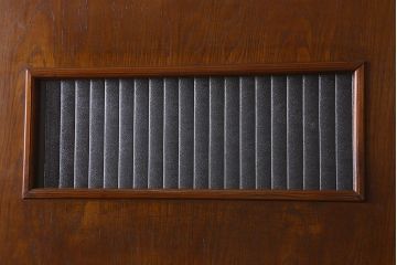 昭和レトロ　銀モールガラス入り　懐かしい雰囲気漂う木製ドア(扉)