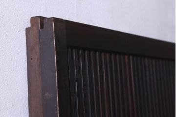 和製アンティーク　腰板ケヤキ材　深みのある色合いのガラス入り格子戸(引き戸、ガラス帯戸)2枚セット