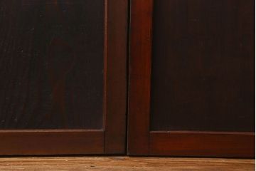 和製アンティーク　深みのある色合いが存在感を放つ板戸(引き戸)3枚組